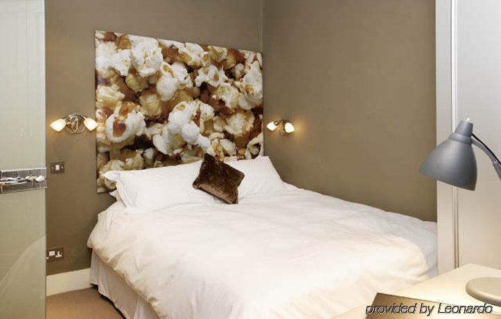 Hotel The George Townhouse à Shipston-on-Stour Chambre photo